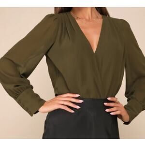 LULU'S SZ L Sophisticated Aspect Olive Chiffon Surplice Long Sleeve Bodysuit b84